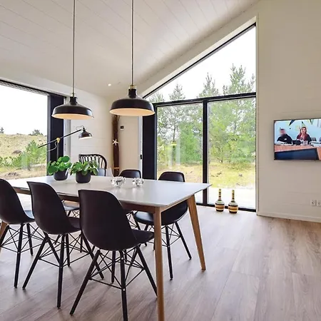 בית נופש Three Bedroom Holiday In Blavand ווארדה